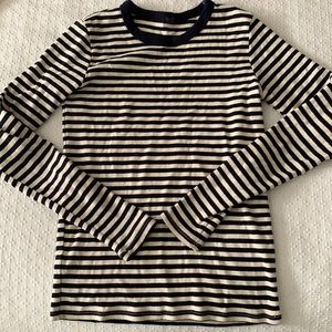 Brandy Melville long sleeve top